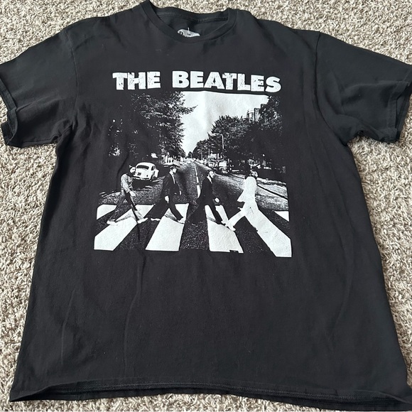 Beatles Abbey Road Tee- Unisex - Picture 3 of 5